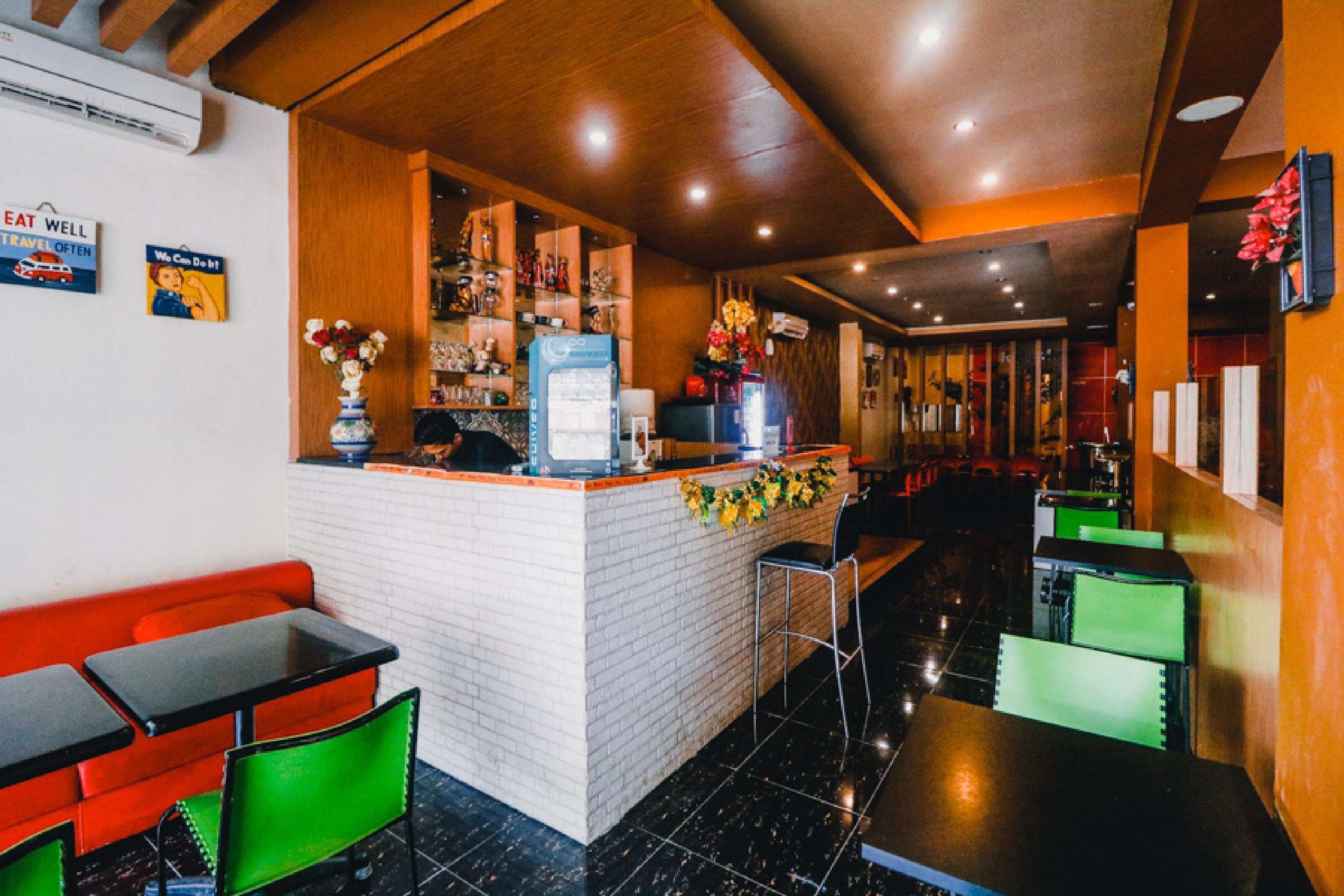 Reddoorz Plus near Makassar Town Square Bagian luar foto