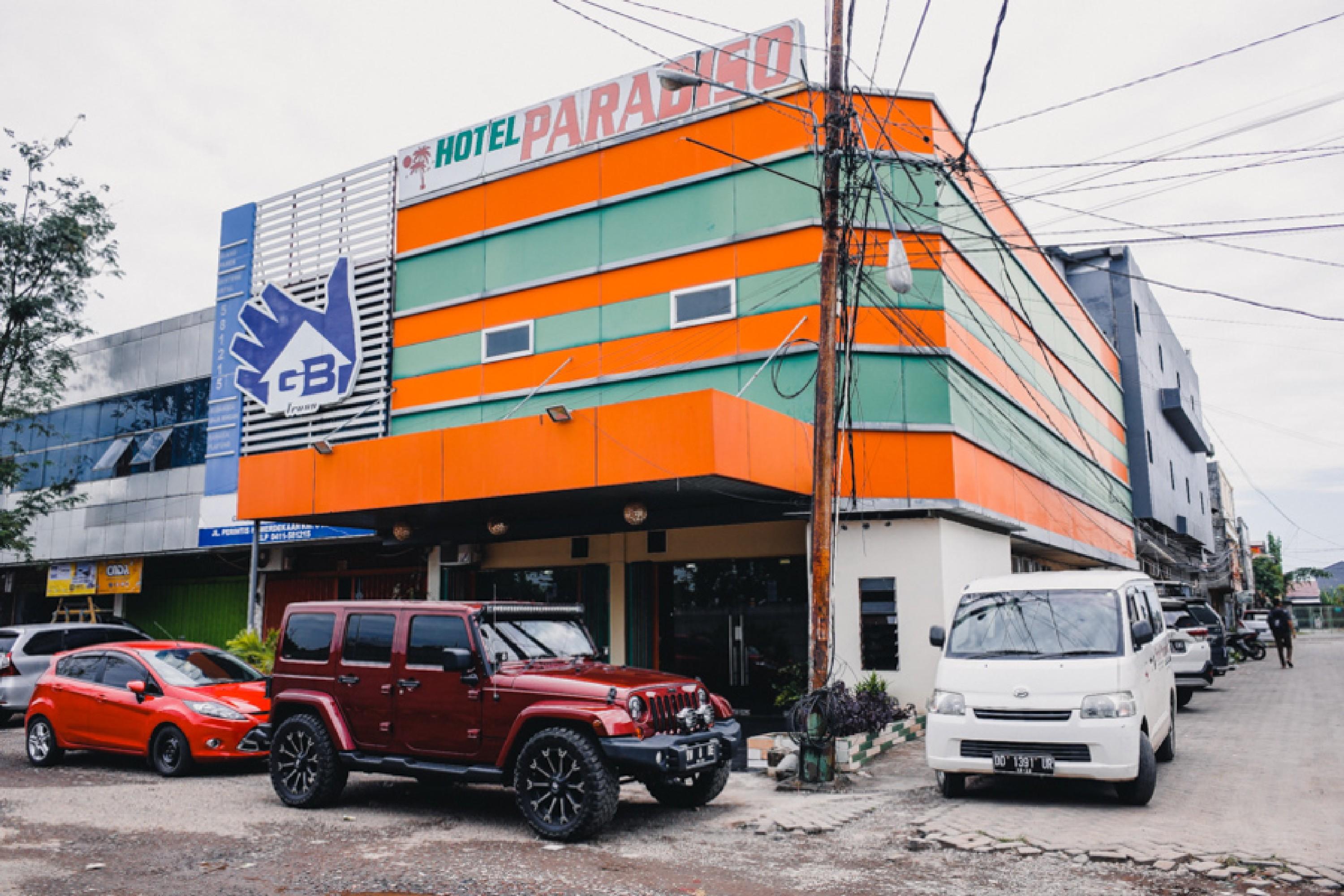 Reddoorz Plus near Makassar Town Square Bagian luar foto