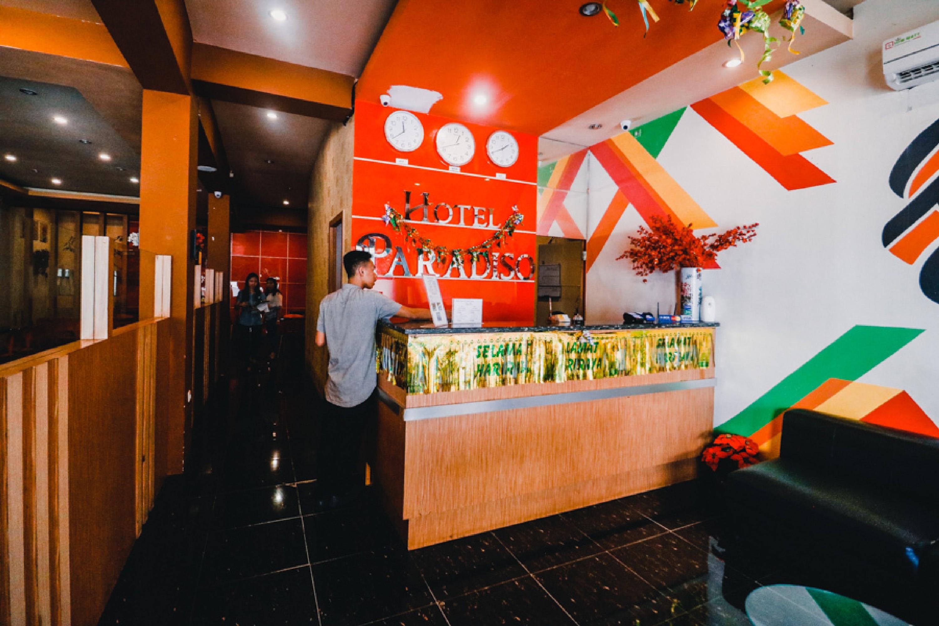 Reddoorz Plus near Makassar Town Square Bagian luar foto